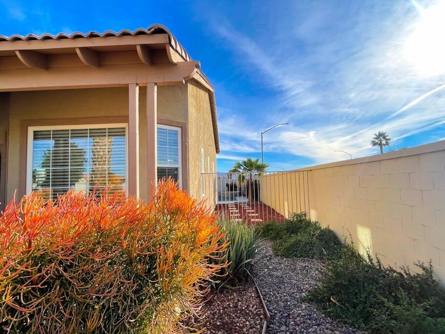 Home In Indio Coachella Luaran gambar