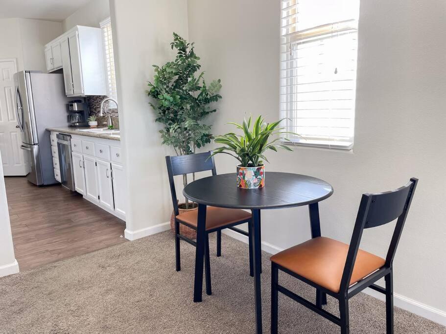 Home In Indio Coachella Luaran gambar